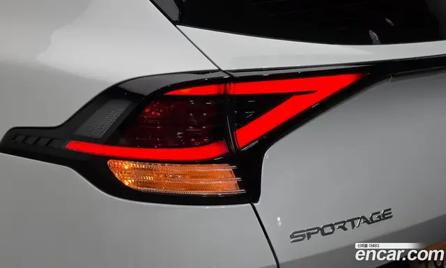 Kia Sportage 2023 2.0 автомат (гидро), миниатюра 9 Kia Sportage 2023 2.0 автомат (гидро), миниатюра 9