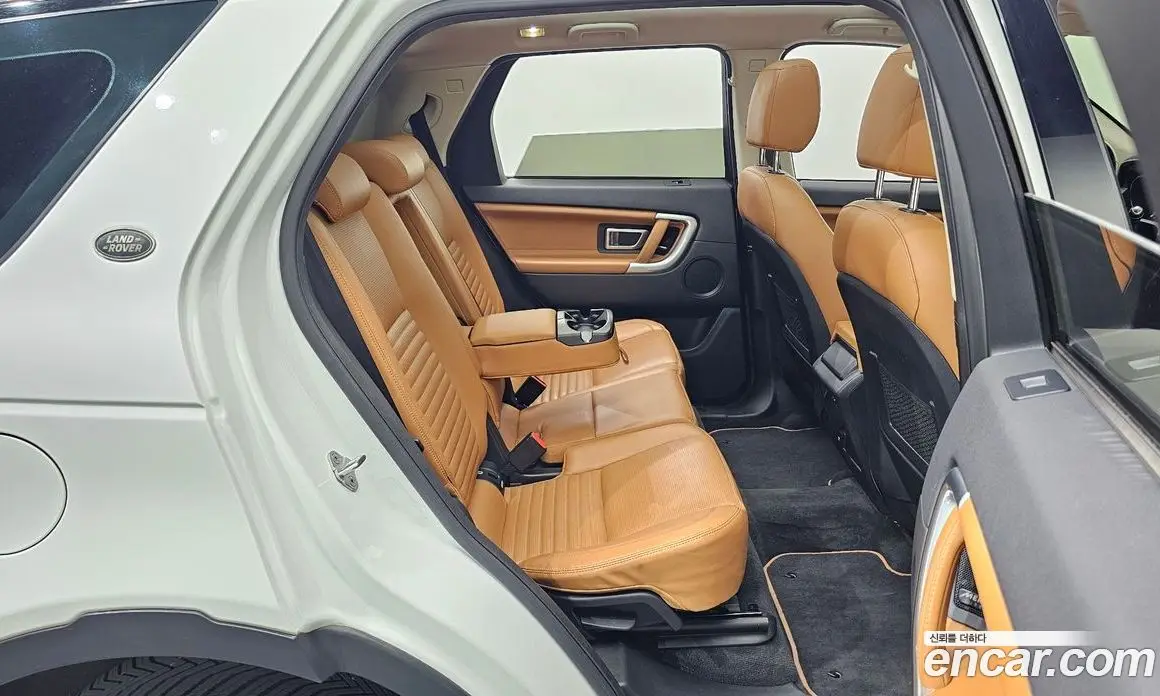 Land Rover Discovery Sport 2018 2.0 автомат (гидро), фото 18