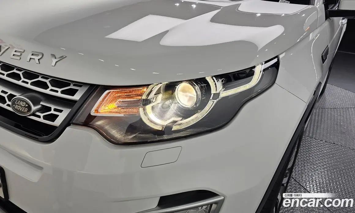 Land Rover Discovery Sport 2018 2.0 автомат (гидро), фото 8