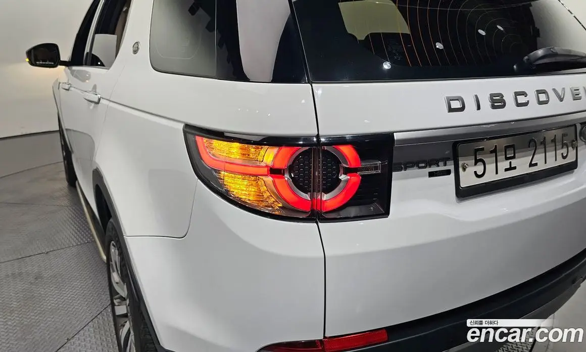 Land Rover Discovery Sport 2018 2.0 автомат (гидро), фото 9