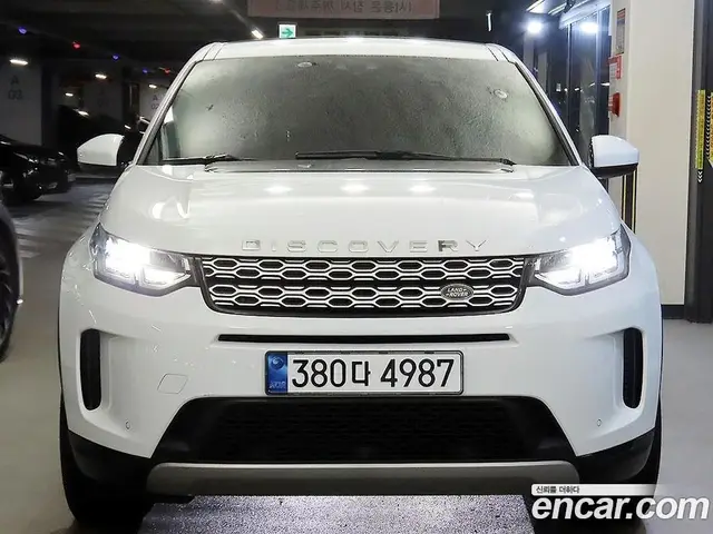 Land Rover Discovery Sport 2020 2.0 автомат (гидро), миниатюра 2 Land Rover Discovery Sport 2020 2.0 автомат (гидро), миниатюра 2