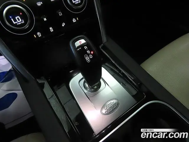 Land Rover Discovery Sport 2020 2.0 автомат (гидро), миниатюра 10 Land Rover Discovery Sport 2020 2.0 автомат (гидро), миниатюра 10