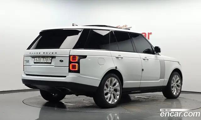 Land Rover Range Rover 2018 4.4 автомат (гидро), миниатюра 2