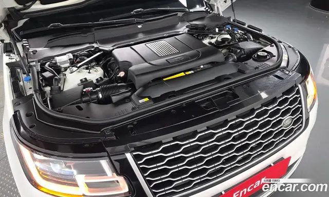 Land Rover Range Rover 2018 4.4 автомат (гидро), миниатюра 6