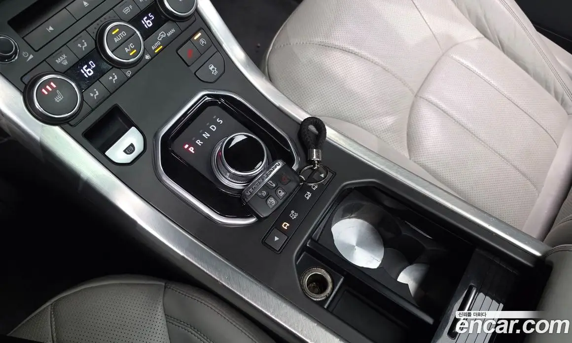 Land Rover Range Rover Evoque 2015 2.0 автомат (гидро), фото 12 Land Rover Range Rover Evoque 2015 2.0 автомат (гидро), фото 12