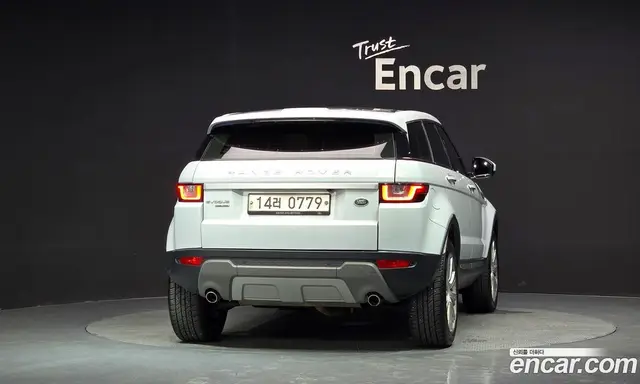 Land Rover Range Rover Evoque 2015 2.0 автомат (гидро), миниатюра 4 Land Rover Range Rover Evoque 2015 2.0 автомат (гидро), миниатюра 4