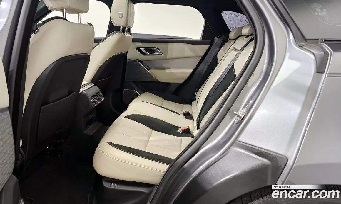 Land Rover Range Rover Velar 2017 3.0 автомат (гидро), фото 16 Land Rover Range Rover Velar 2017 3.0 автомат (гидро), фото 16