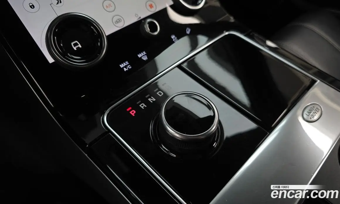 Land Rover Range Rover Velar 2017 3.0 автомат (гидро), фото 12