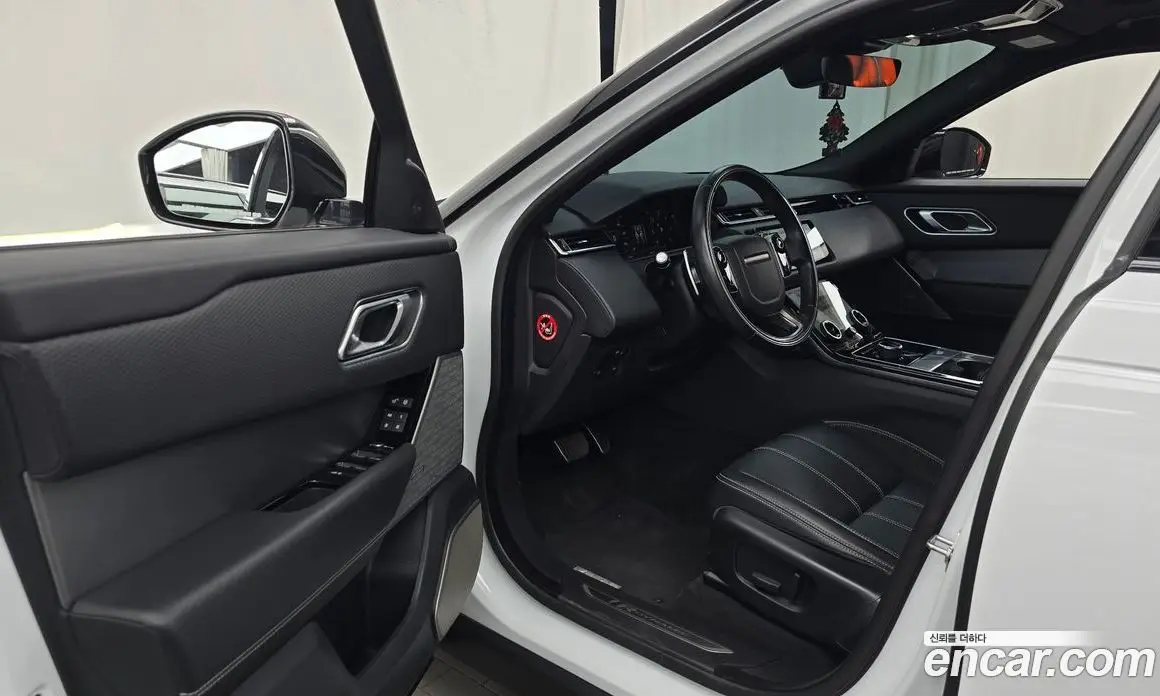 Land Rover Range Rover Velar 2017 3.0 автомат (гидро), фото 13