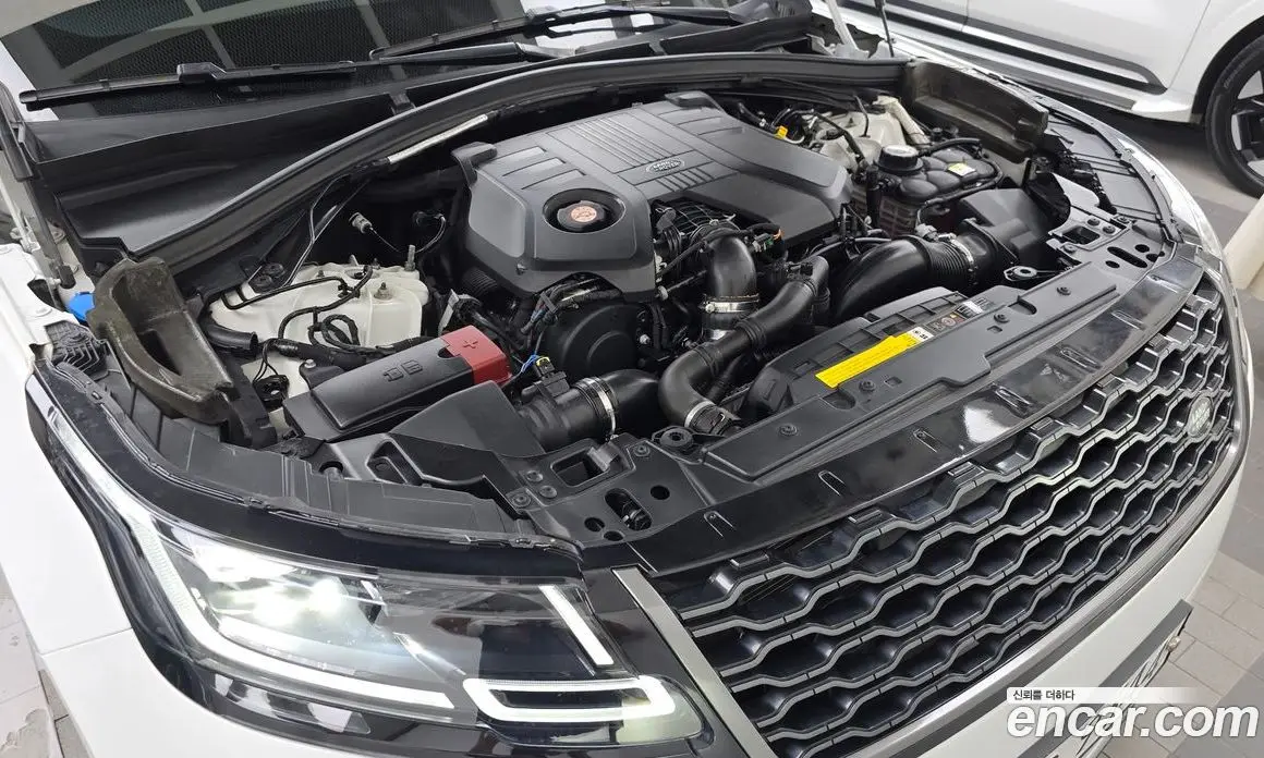 Land Rover Range Rover Velar 2017 3.0 автомат (гидро), фото 6