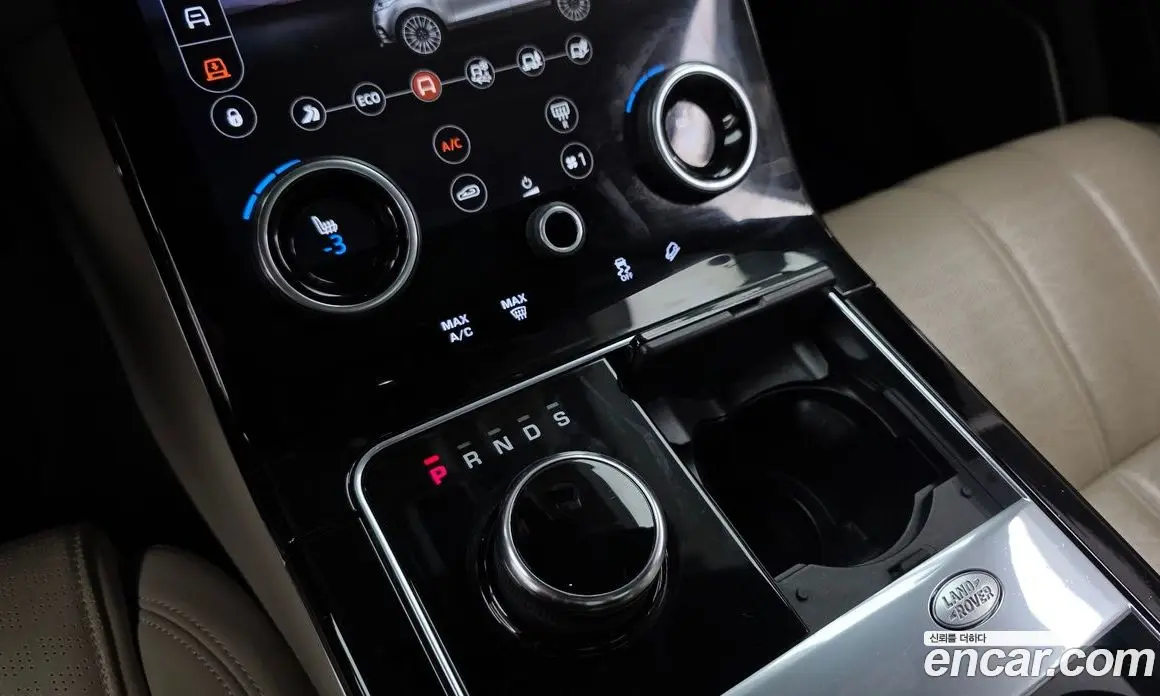 Land Rover Range Rover Velar 2018 3.0 автомат (гидро), фото 12 Land Rover Range Rover Velar 2018 3.0 автомат (гидро), фото 12