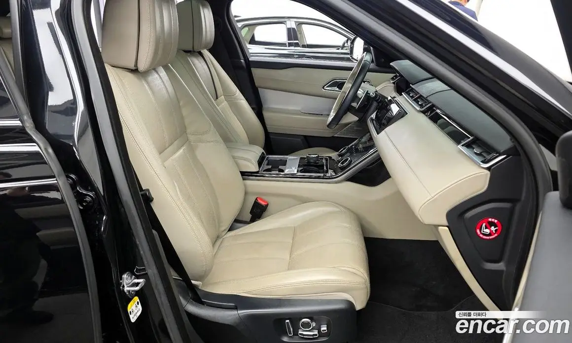 Land Rover Range Rover Velar 2018 3.0 автомат (гидро), фото 16 Land Rover Range Rover Velar 2018 3.0 автомат (гидро), фото 16
