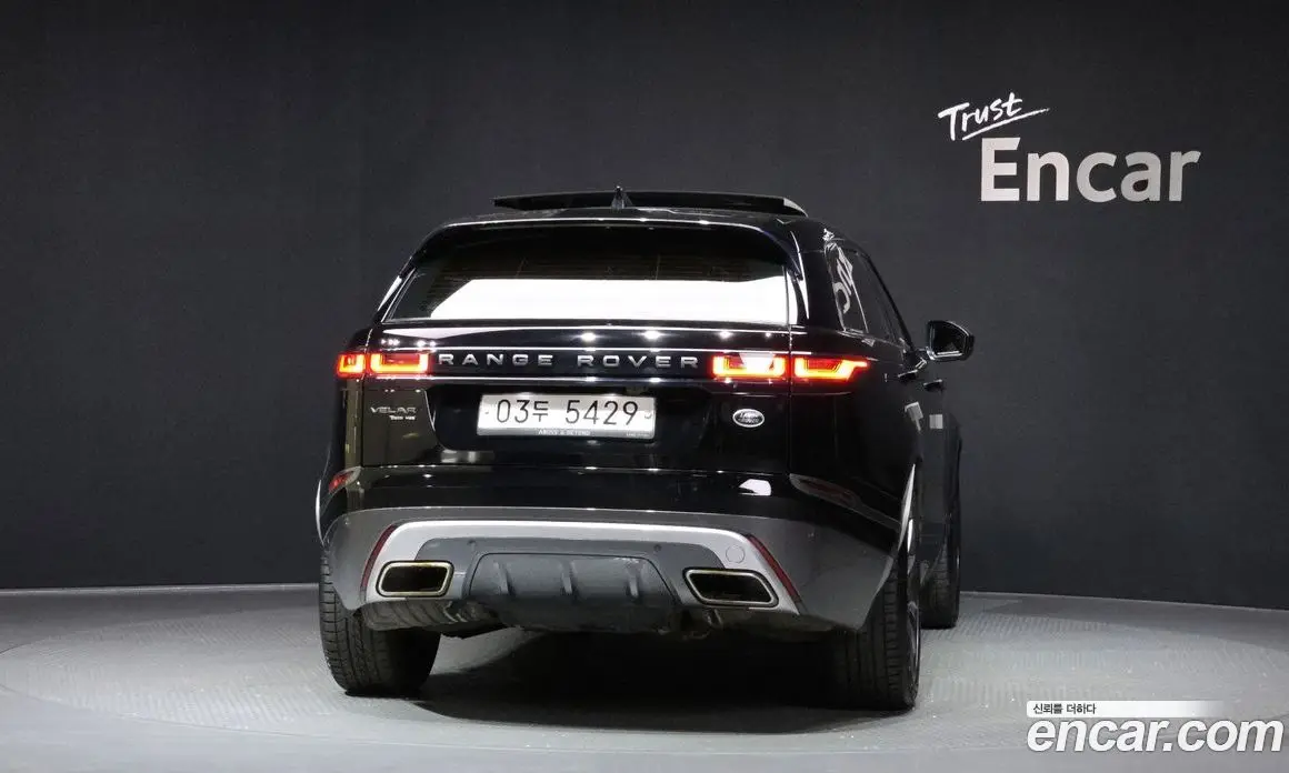 Land Rover Range Rover Velar 2018 3.0 автомат (гидро), фото 4 Land Rover Range Rover Velar 2018 3.0 автомат (гидро), фото 4
