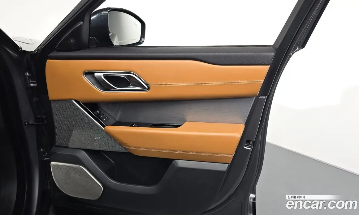 Land Rover Range Rover Velar 2019 3.0 автомат (гидро), фото 14 Land Rover Range Rover Velar 2019 3.0 автомат (гидро), фото 14