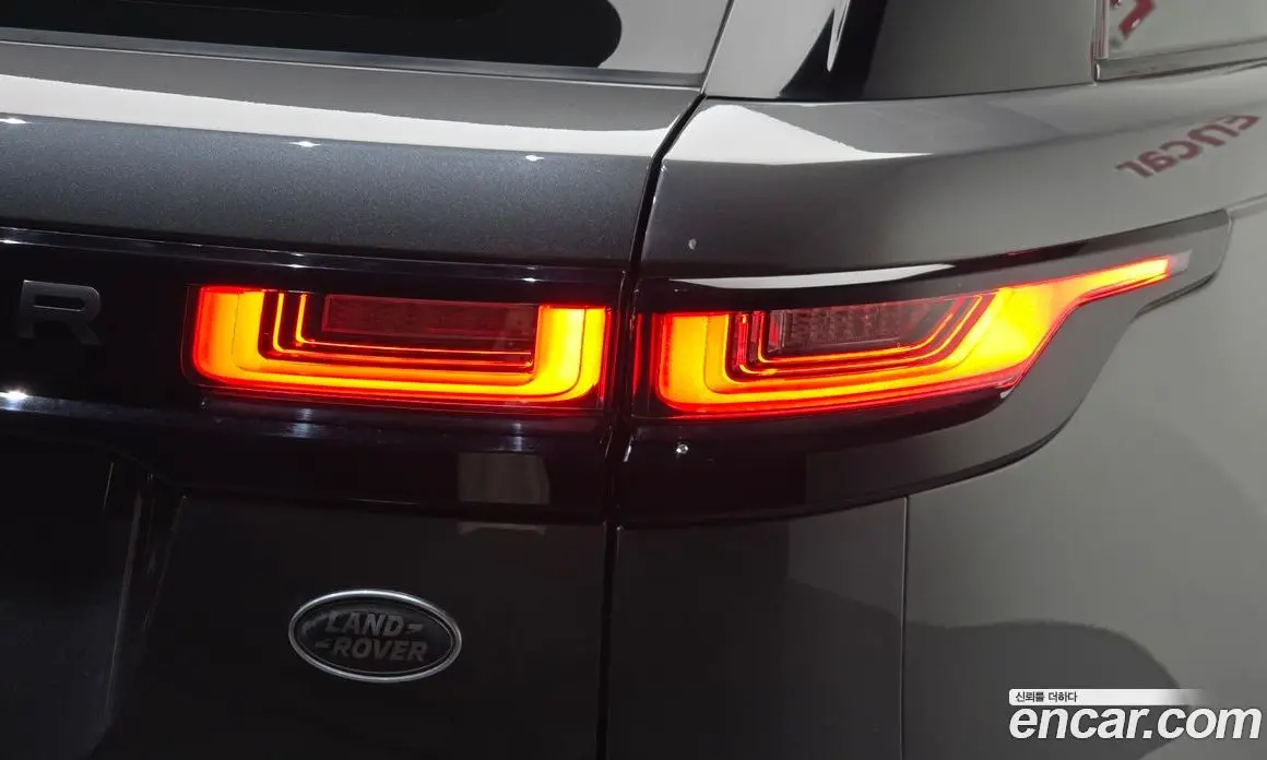 Land Rover Range Rover Velar 2019 3.0 автомат (гидро), фото 9 Land Rover Range Rover Velar 2019 3.0 автомат (гидро), фото 9