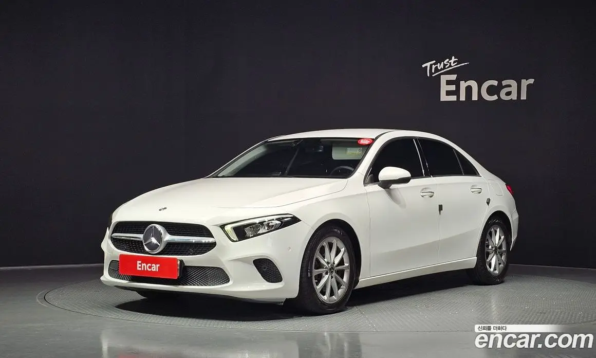 Mercedes-Benz A-Class 2020 2.0 автомат (гидро), фото 1 Mercedes-Benz A-Class 2020 2.0 автомат (гидро), фото 1