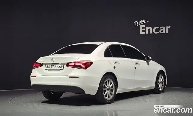 Mercedes-Benz A-Class 2020 2.0 автомат (гидро), миниатюра 2 Mercedes-Benz A-Class 2020 2.0 автомат (гидро), миниатюра 2