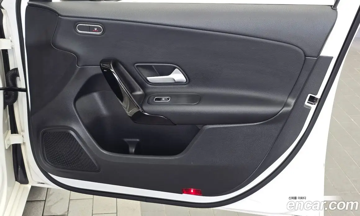 Mercedes-Benz A-Class 2020 2.0 автомат (гидро), фото 15 Mercedes-Benz A-Class 2020 2.0 автомат (гидро), фото 15