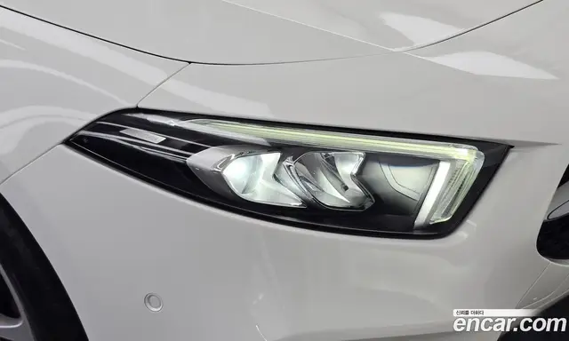 Mercedes-Benz A-Class 2020 2.0 автомат (гидро), миниатюра 8 Mercedes-Benz A-Class 2020 2.0 автомат (гидро), миниатюра 8