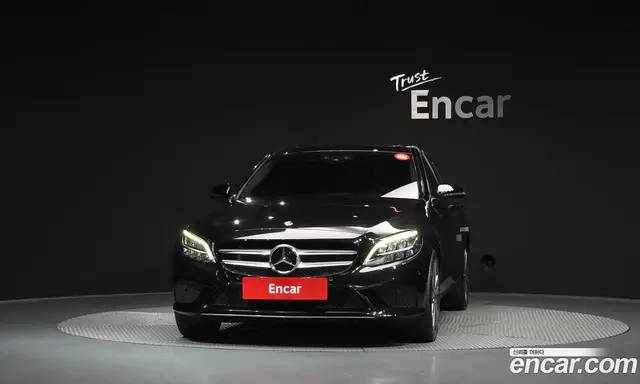 Mercedes-Benz C-Class 2021 1.9 автомат (гидро), миниатюра 3