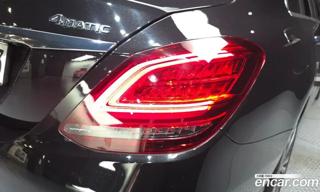 Mercedes-Benz C-Class 2021 1.9 автомат (гидро), миниатюра 9