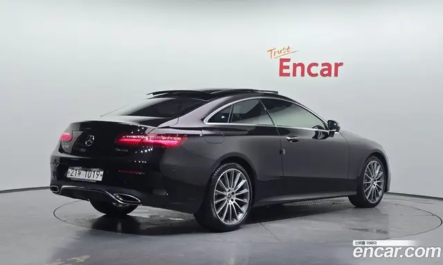 Mercedes-Benz E-Class, 2017, 61 949 км