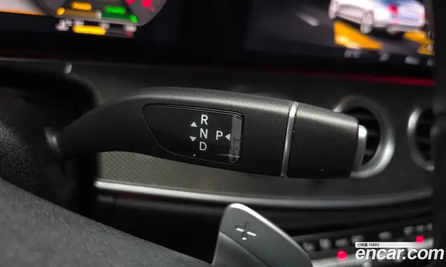 Mercedes-Benz E-Class 2019 2.0 автомат (гидро), миниатюра 12