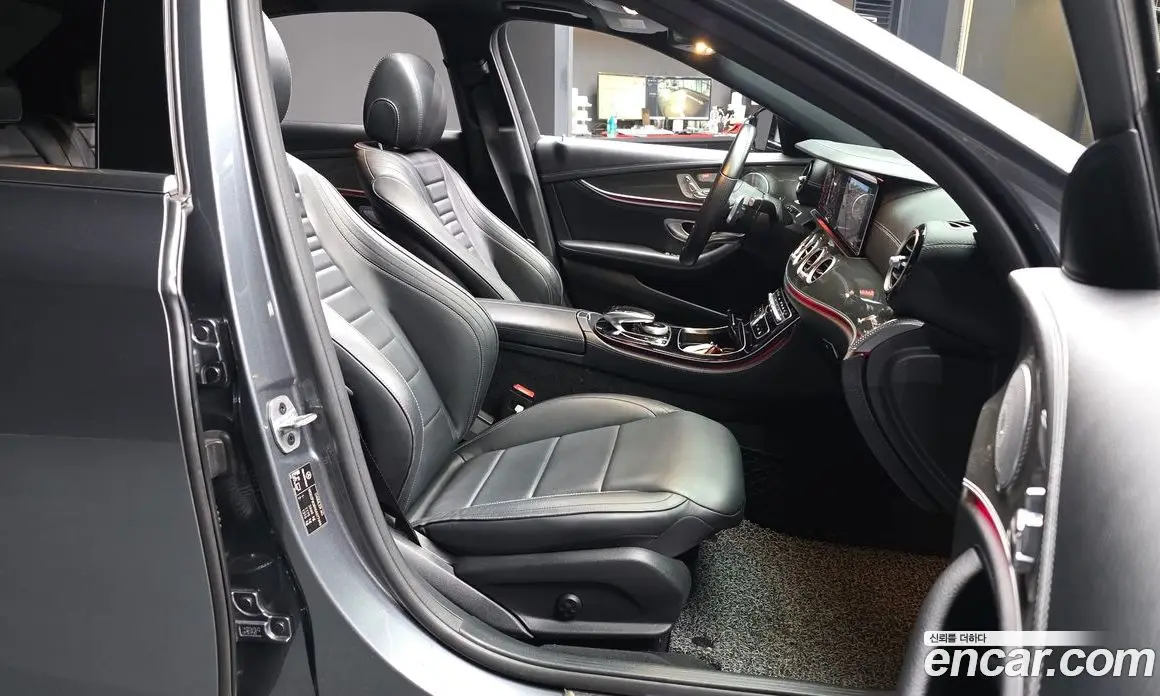 Mercedes-Benz E-Class 2019 2.0 автомат (гидро), фото 17 Mercedes-Benz E-Class 2019 2.0 автомат (гидро), фото 17