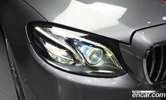 Mercedes-Benz E-Class 2019 2.0 автомат (гидро), миниатюра 8 Mercedes-Benz E-Class 2019 2.0 автомат (гидро), миниатюра 8