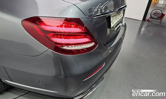 Mercedes-Benz E-Class 2019 2.0 автомат (гидро), миниатюра 9