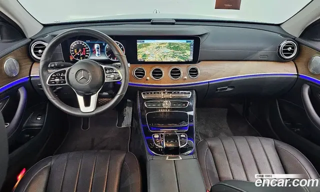 Mercedes-Benz E-Class 2019 2.0 автомат (гидро), миниатюра 10