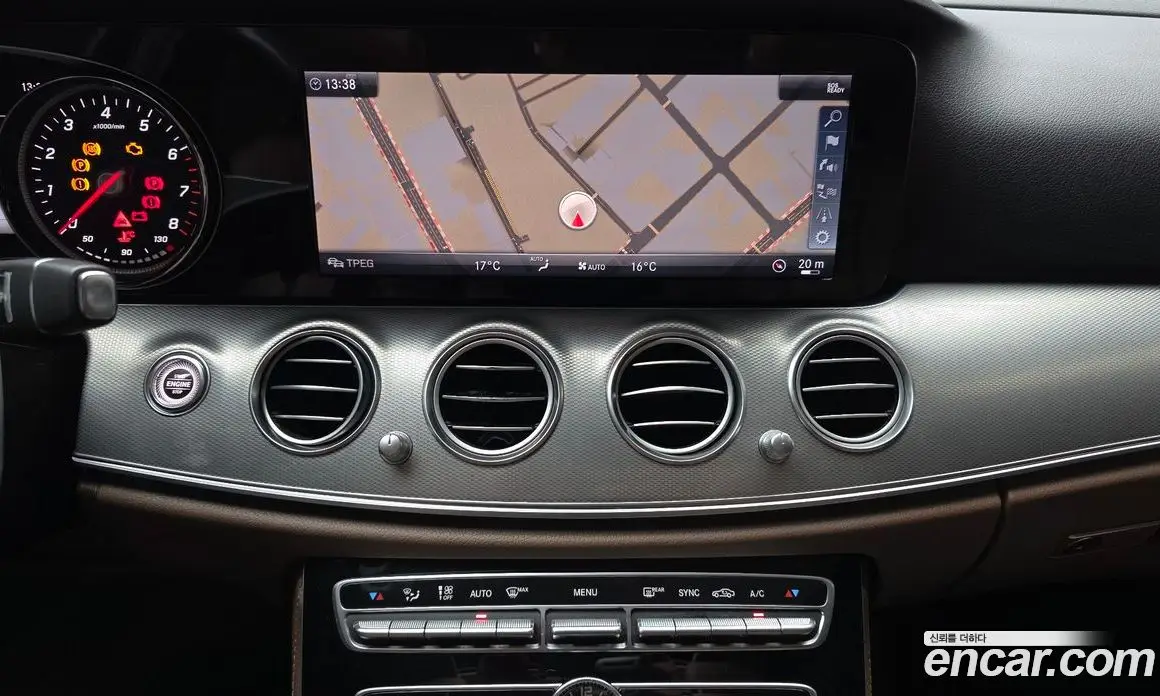 Mercedes-Benz E-Class 2019 2.0 автомат (гидро), фото 20 Mercedes-Benz E-Class 2019 2.0 автомат (гидро), фото 20