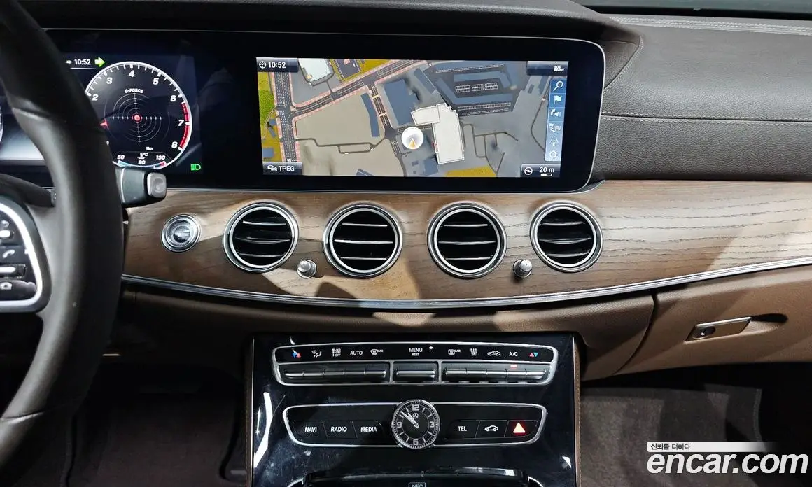 Mercedes-Benz E-Class 2019 2.0 автомат (гидро), фото 18 Mercedes-Benz E-Class 2019 2.0 автомат (гидро), фото 18