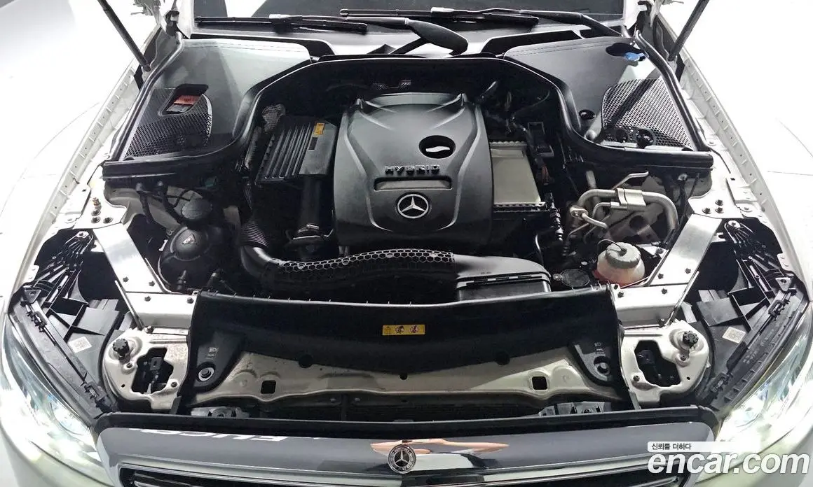 Mercedes-Benz E-Class 2019 2.0 автомат (гидро), фото 6 Mercedes-Benz E-Class 2019 2.0 автомат (гидро), фото 6