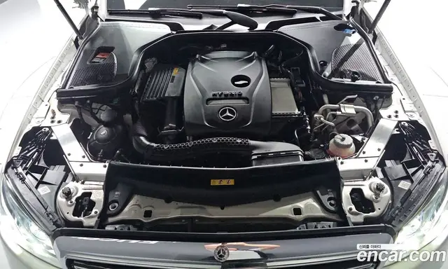 Mercedes-Benz E-Class 2019 2.0 автомат (гидро), миниатюра 6 Mercedes-Benz E-Class 2019 2.0 автомат (гидро), миниатюра 6