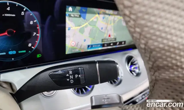 Mercedes-Benz E-Class 2023 3.0 автомат (гидро), миниатюра 12