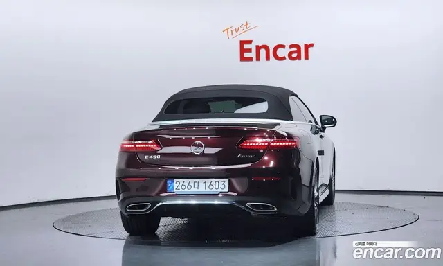 Mercedes-Benz E-Class 2023 3.0 автомат (гидро), миниатюра 4