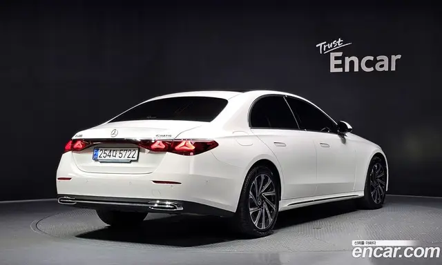 Mercedes-Benz E-Class 2024 2.0 автомат (гидро), миниатюра 2 Mercedes-Benz E-Class 2024 2.0 автомат (гидро), миниатюра 2