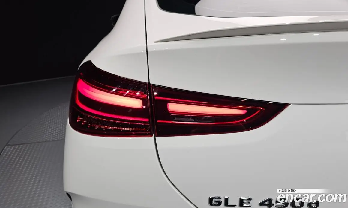 Mercedes-Benz GLE-Class 2023 3.0 автомат (гидро), фото 8