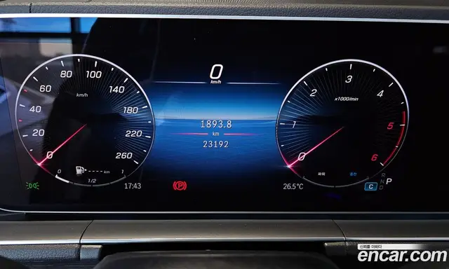 Mercedes-Benz GLE-Class 2023 3.0 автомат (гидро), миниатюра 10