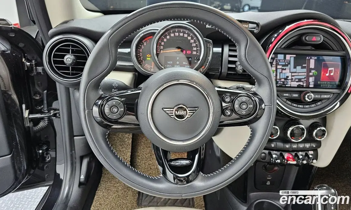 Mini Cooper 2020 2.0 автомат (гидро), фото 19 Mini Cooper 2020 2.0 автомат (гидро), фото 19