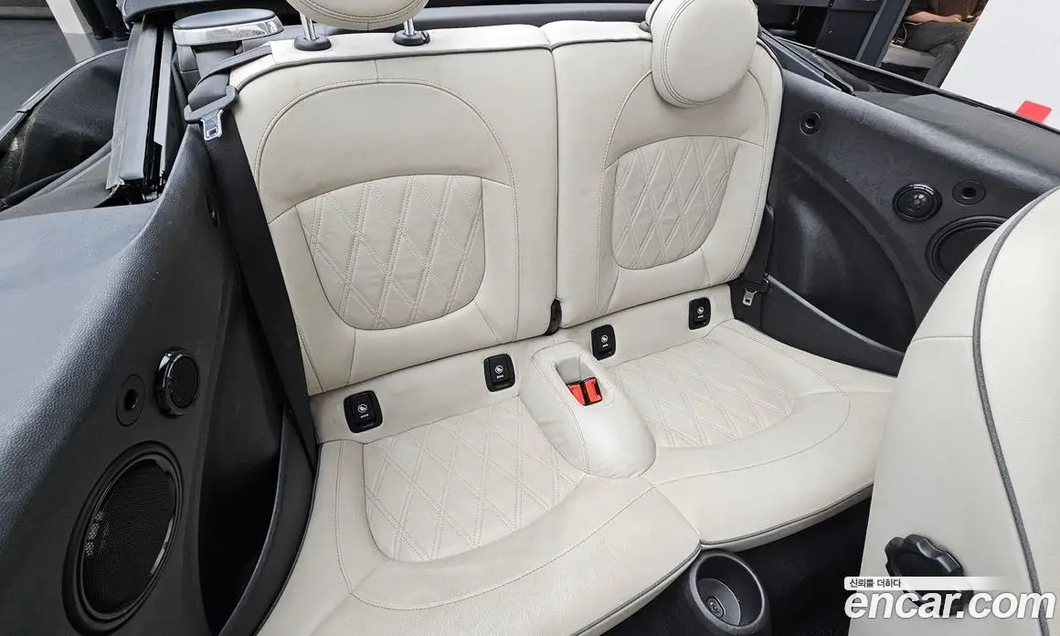 Mini Cooper Convertible 2022 2.0 автомат (гидро), фото 17 Mini Cooper Convertible 2022 2.0 автомат (гидро), фото 17