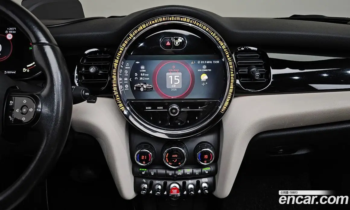 Mini Cooper Convertible 2022 2.0 автомат (гидро), фото 18 Mini Cooper Convertible 2022 2.0 автомат (гидро), фото 18
