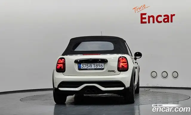 Mini Cooper Convertible 2022 2.0 автомат (гидро), миниатюра 4 Mini Cooper Convertible 2022 2.0 автомат (гидро), миниатюра 4