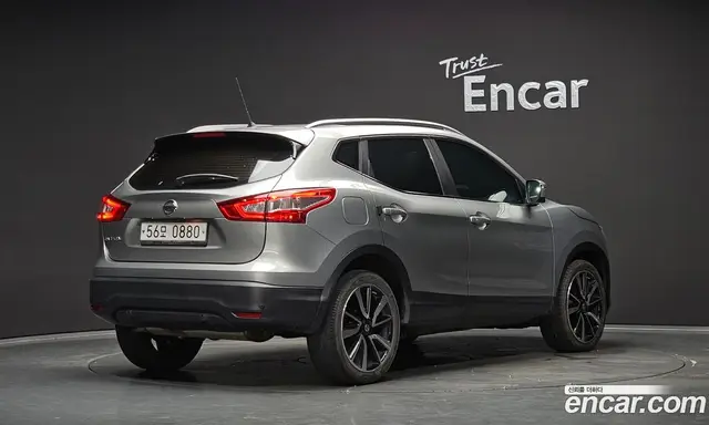 Nissan Qashqai 2016 1.6 автомат (гидро), миниатюра 2