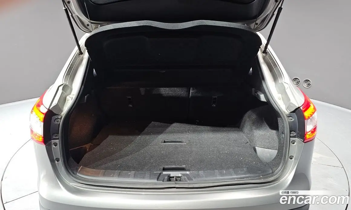Nissan Qashqai 2016 1.6 автомат (гидро), фото 20