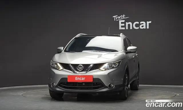 Nissan Qashqai 2016 1.6 автомат (гидро), миниатюра 3