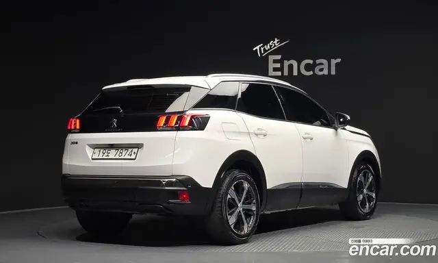 Peugeot 3008 2018 1.6 автомат (гидро), миниатюра 2