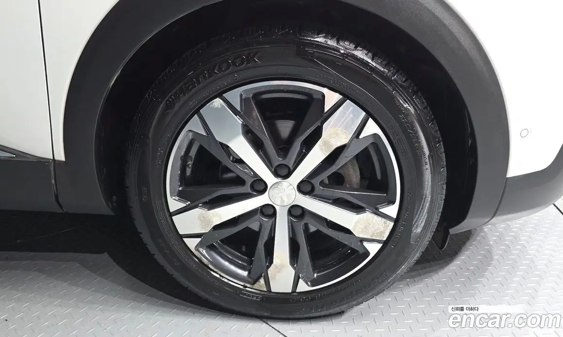 Peugeot 3008 2018 1.6 автомат (гидро), фото 7
