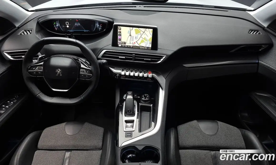 Peugeot 3008 2018 1.6 автомат (гидро), фото 10